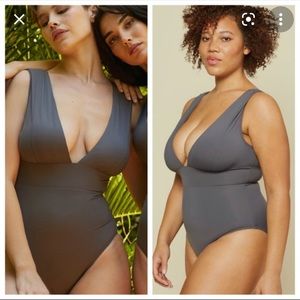 Andie Swim MYKONOS size S in Graphite